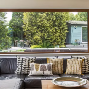 درب و پنجره دوجداره UPVC